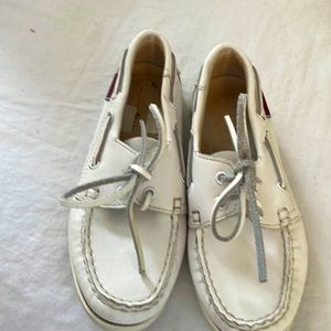 Kids leather boat shoes
